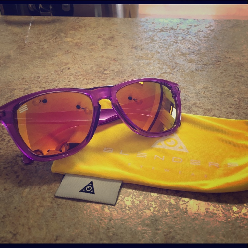Fun Blenders M Class Sunglasses
